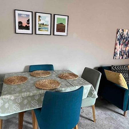 Town Centre Apartment With Parking Wallingford Bagian luar foto