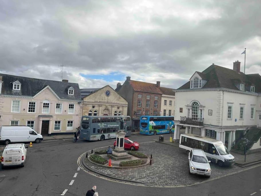 Town Centre Apartment With Parking Wallingford Bagian luar foto